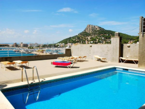 Apartment in Estartit with sea beach